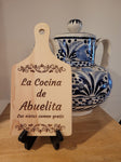 decorative board La Cocina de Abuelita Los Nietos comen gratis